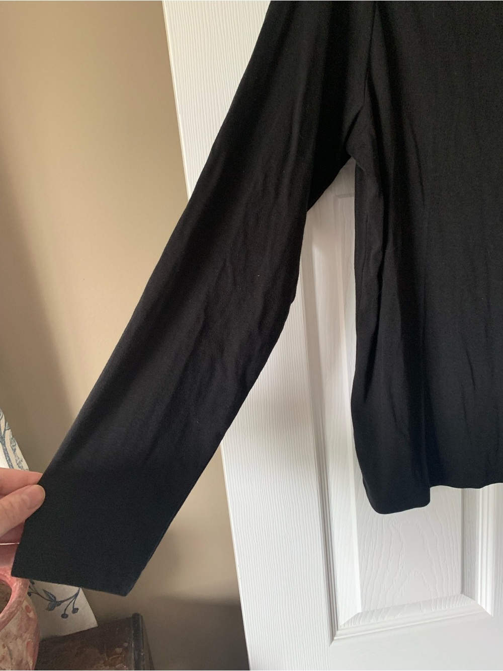 GAP Black Long-Sleeve Boatneck Top - Picture 2 of 4